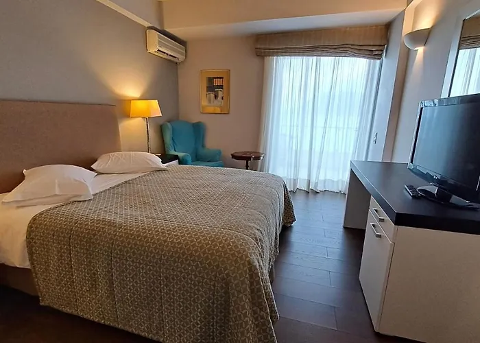 Porto Rio 4* Patras