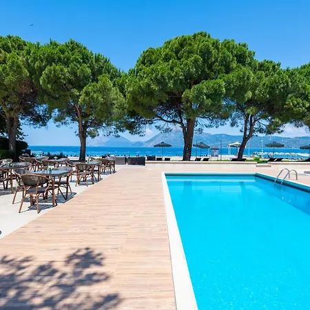 Porto Rio 4* Patras